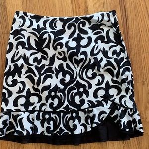 White House Black Market Skirt